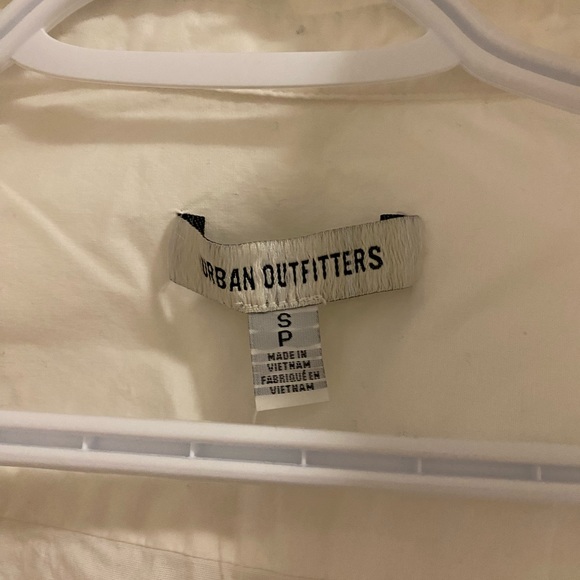 cropped button down white urban outfitters crop collared top - Picture 3 of 4